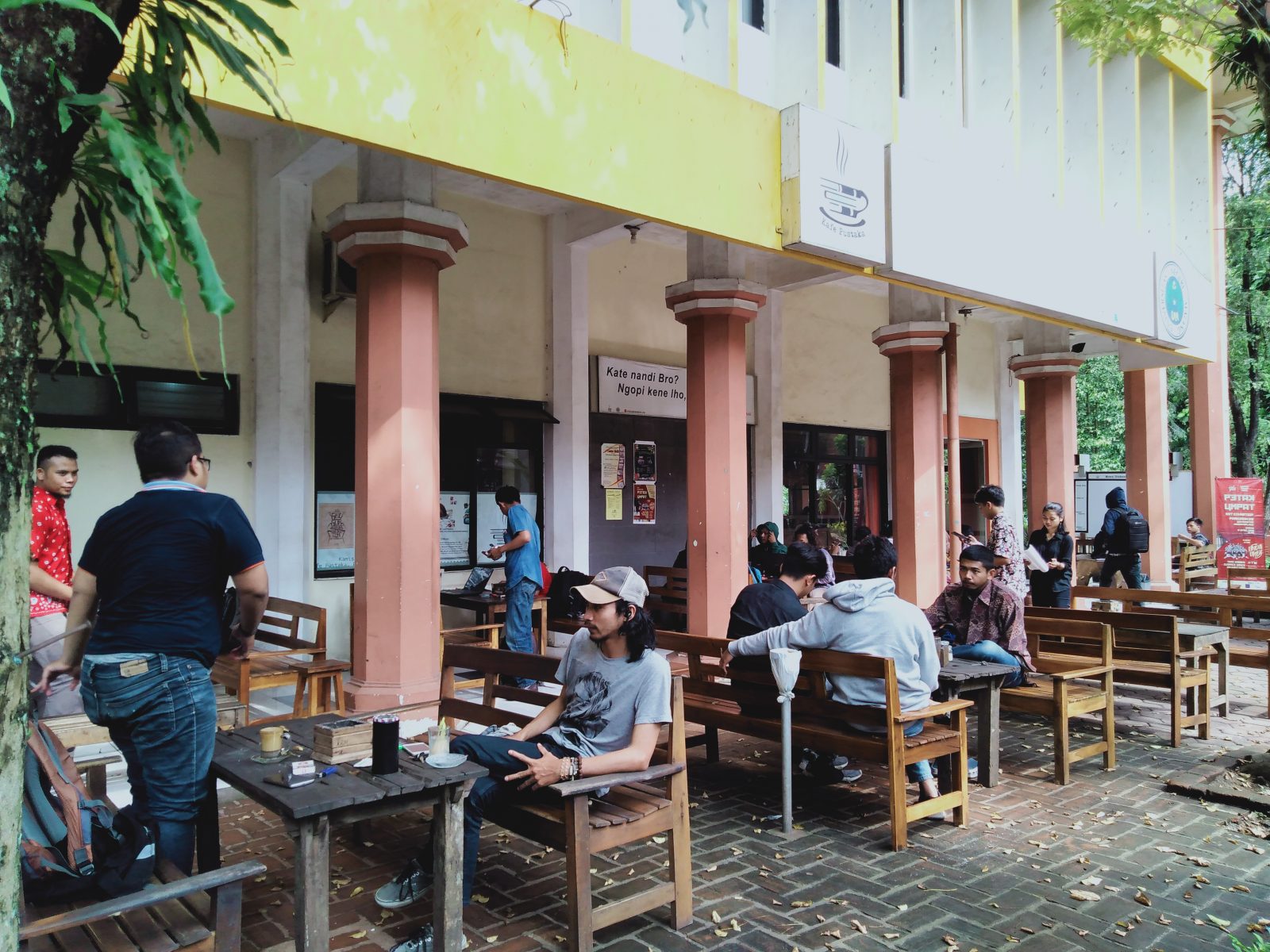 Kafe Pustaka UM